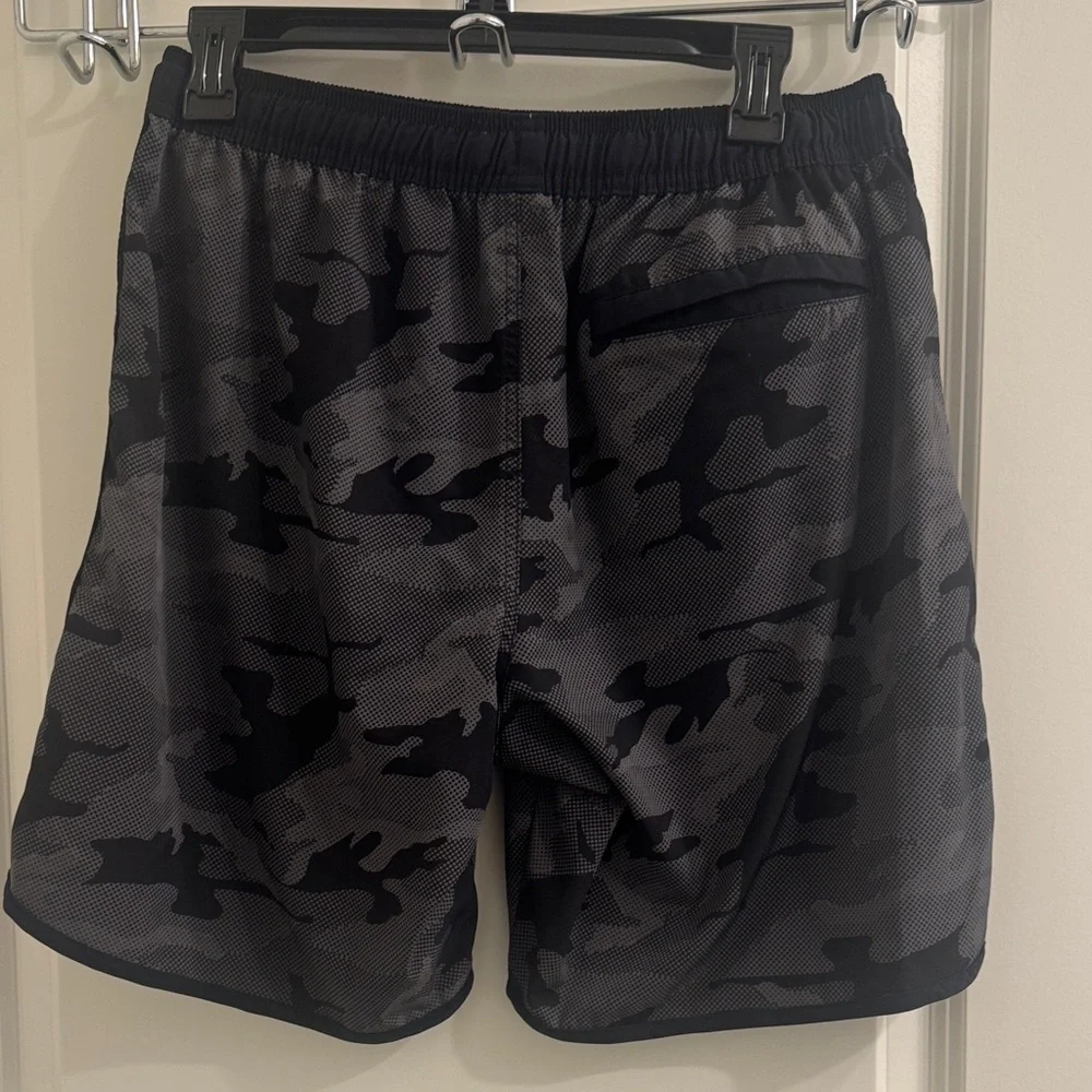 Men’s Camouflage Shorts with Drawstring - Picture 2 of 2